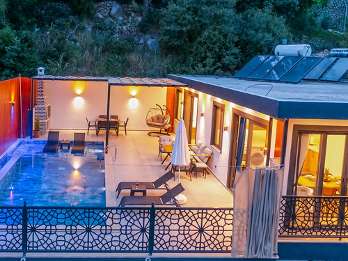  gece  -  Kasım
  | Kalkan İslamlar Muhafazakar Villa (4 Kişilik, Korunaklı Havuzlu, Jakuzili Seçenekli)